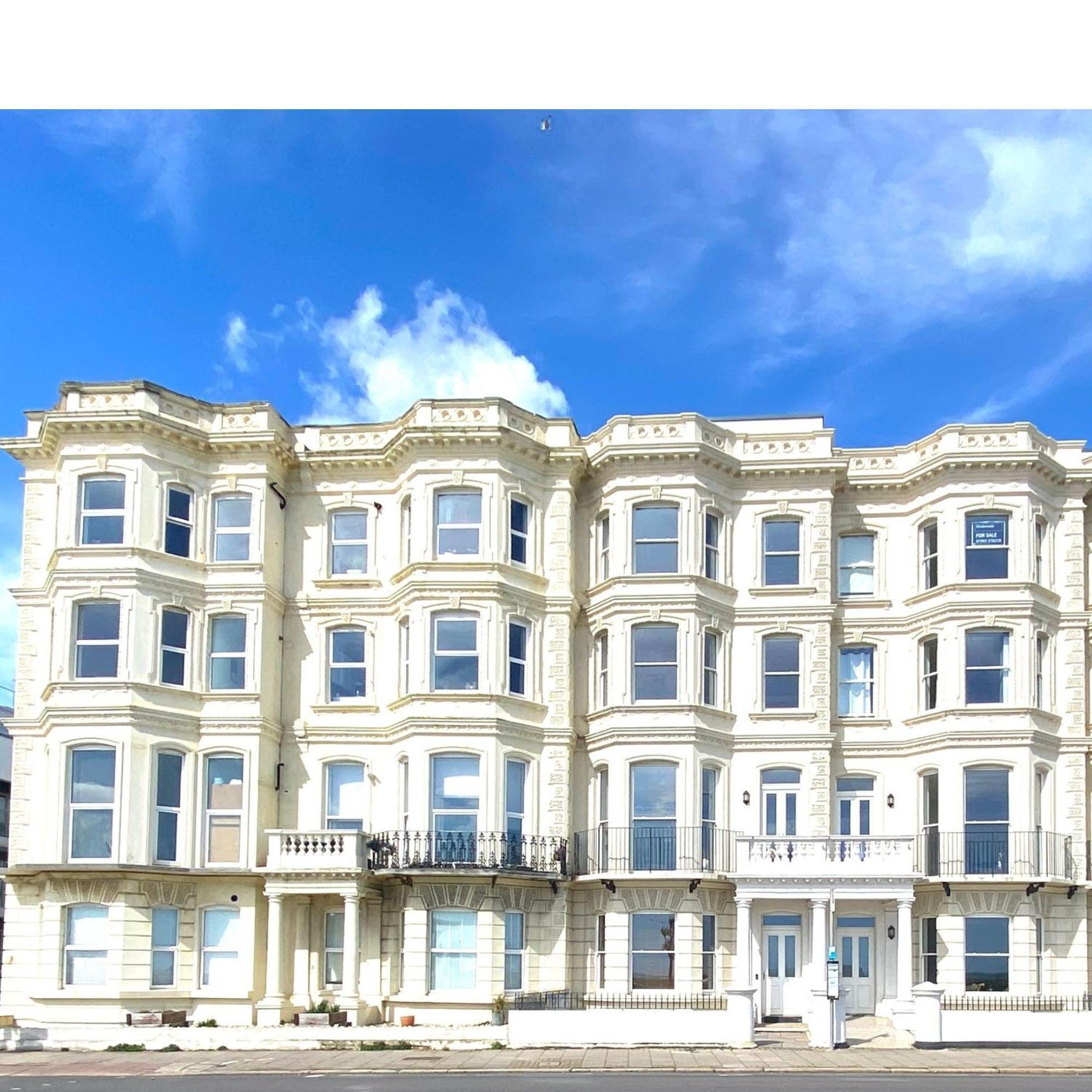 Stunning 2 Bed Apartment Sea Views And Parking Worthing Exteriör bild